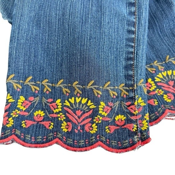 Ann Taylor Loft Embroidered Floral Cropped Denim Blue Jeans, Women's Size 10 - Picture 6 of 9